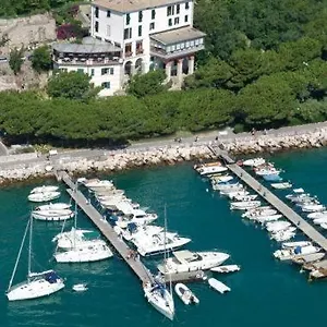 Paradiso Portov Enere Hotell